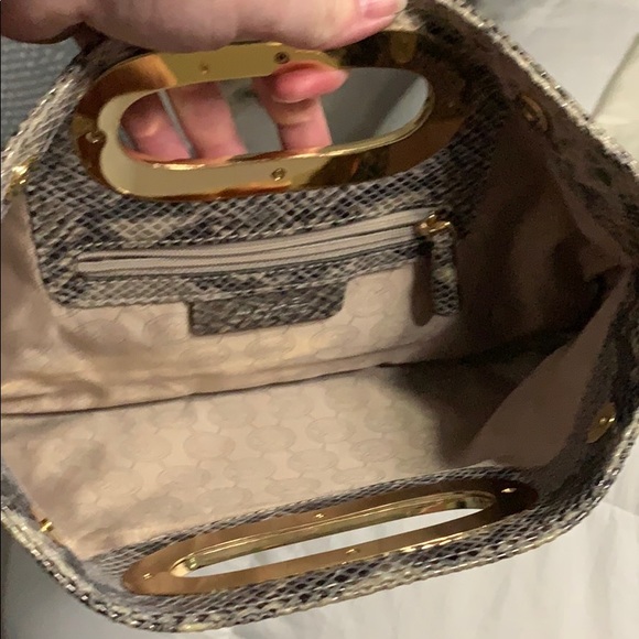 Michael Kors snakeskin clutch - Picture 2 of 3